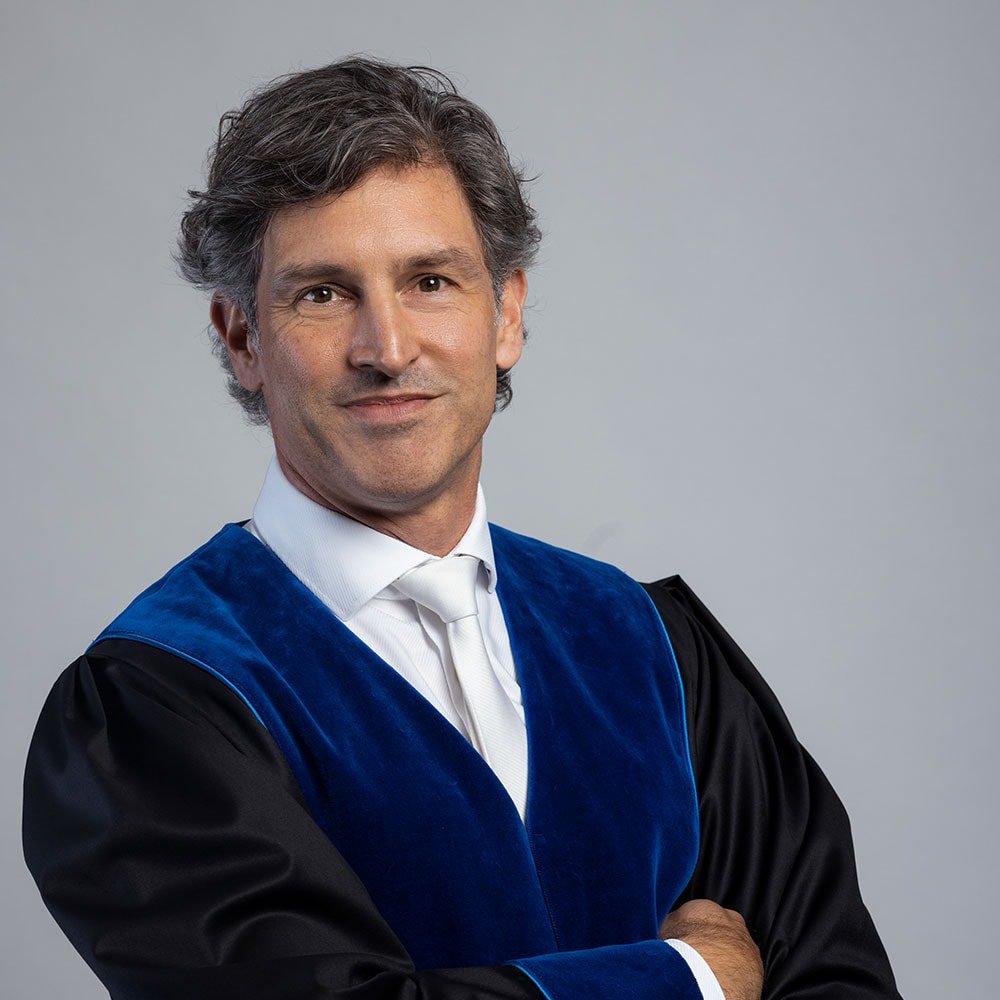 Dr Stefan Schilling